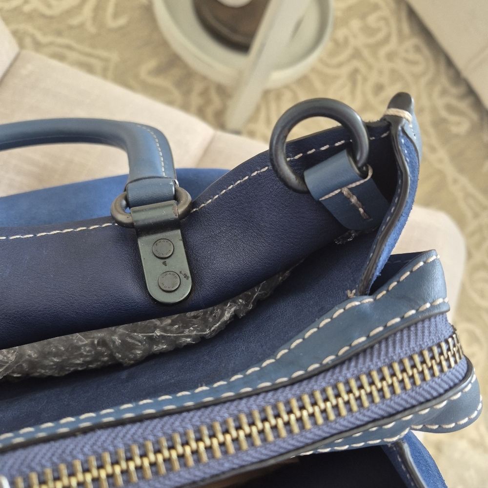 Authentic Coach Navy Blue Suede And Leather 1941 Rogue 36 Tote Bag - Picture 3 of 16